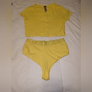 Savage X Fenty Yellow Top & Panty Set XS